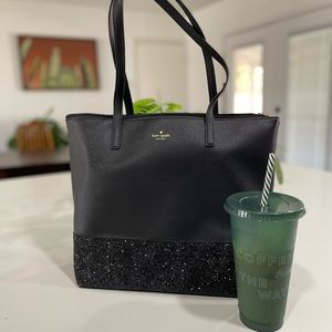 Kate spade large tote in black bag with glitter bottom